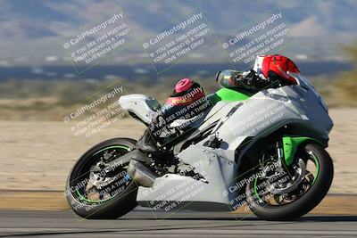 media/Jan-15-2026-Racers Edge (Thu) [[dfebeb70ab]]/3-B Group/Session 1 Turn 8/